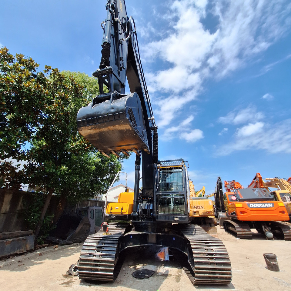 Hyundai 305LC-9T Excavator - Гусеничный экскаватор: фото 2 Hyundai 305LC-9T Excavator - Гусеничный экскаватор: фото 2