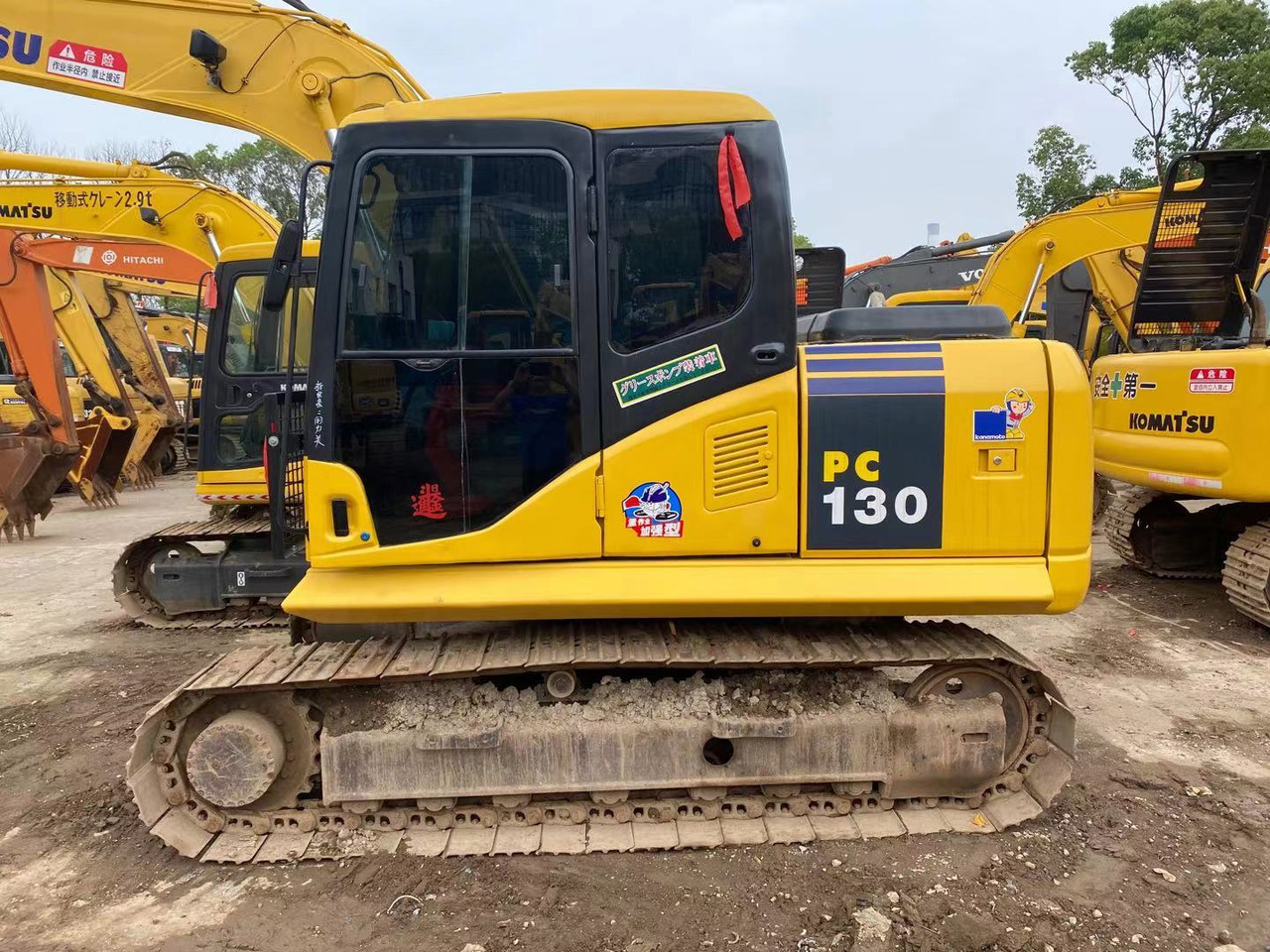 Komatsu PC130-7 excavator - Гусеничный экскаватор: фото 3 Komatsu PC130-7 excavator - Гусеничный экскаватор: фото 3