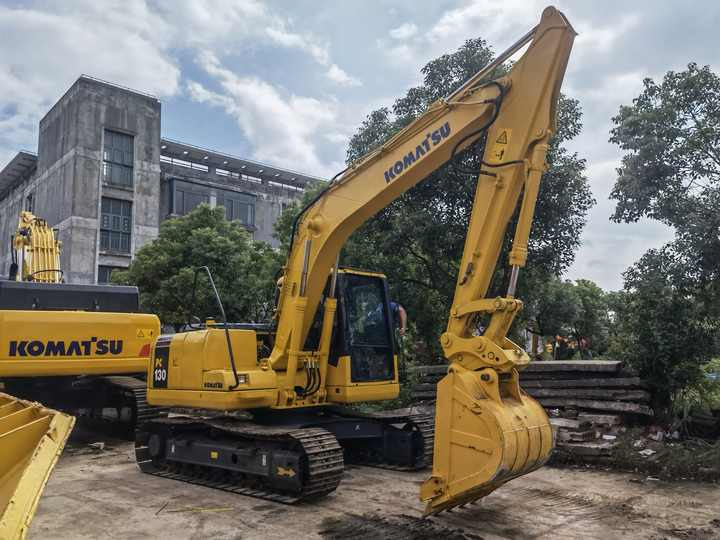 Original Komatsu pc130-7 Crawler Excavator excavator beautiful in good condition - Гусеничный экскаватор: фото 2 Original Komatsu pc130-7 Crawler Excavator excavator beautiful in good condition - Гусеничный экскаватор: фото 2