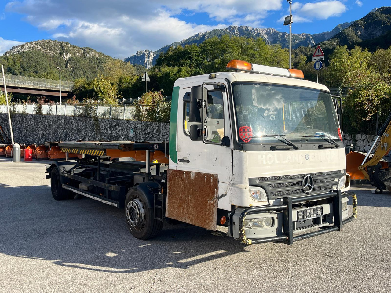STRADALE MERCEDES-BENZ KAMAG - Грузовик-контейнеровоз/ Сменный кузов: фото 4 STRADALE MERCEDES-BENZ KAMAG - Грузовик-контейнеровоз/ Сменный кузов: фото 4