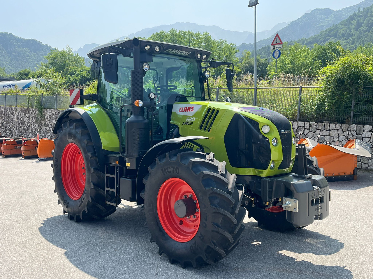 TRATTORE CLAAS ARION 630 - Трактор: фото 3 TRATTORE CLAAS ARION 630 - Трактор: фото 3