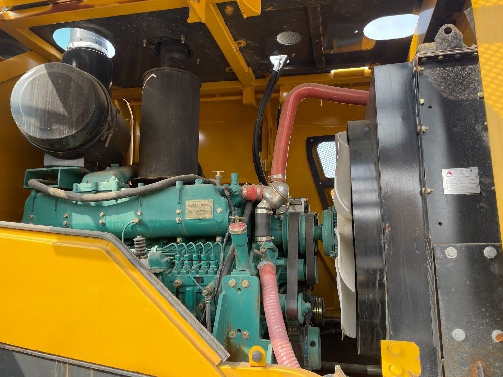 临工 956 - Колёсный погрузчик: фото 5 临工 956 - Колёсный погрузчик: фото 5