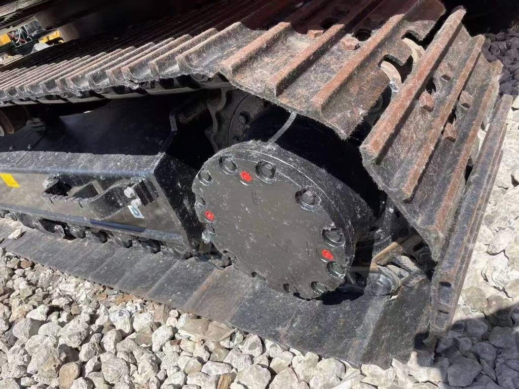 Hitachi 120 - Гусеничный экскаватор: фото 2 Hitachi 120 - Гусеничный экскаватор: фото 2