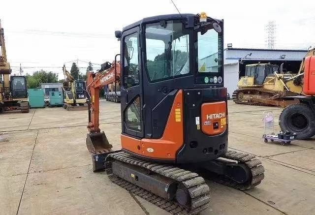Hitachi 30 - Гусеничный экскаватор: фото 3 Hitachi 30 - Гусеничный экскаватор: фото 3