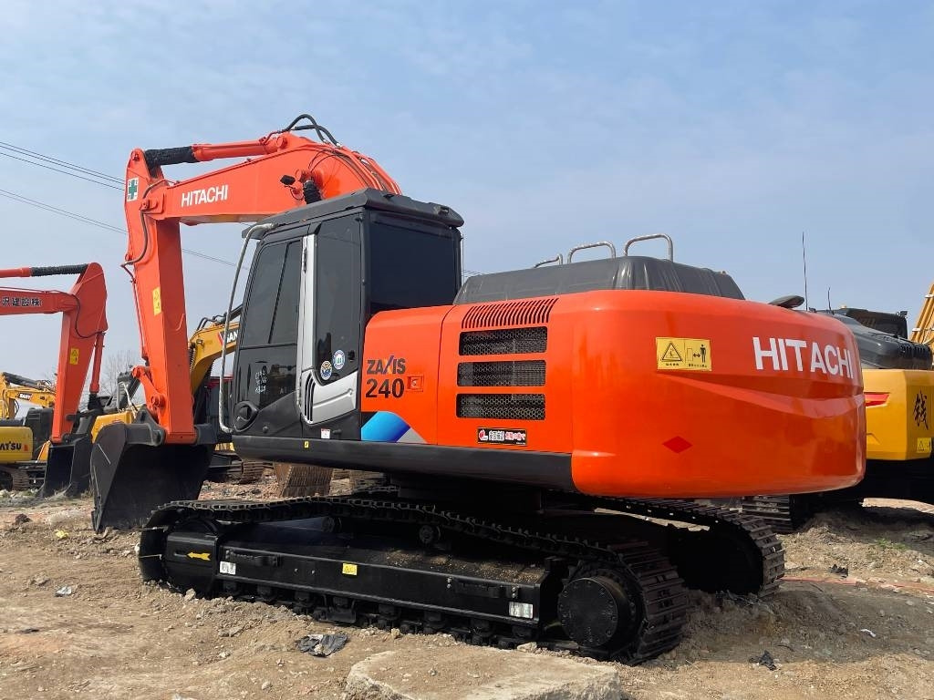 Hitachi ZX 240 - Гусеничный экскаватор: фото 5 Hitachi ZX 240 - Гусеничный экскаватор: фото 5