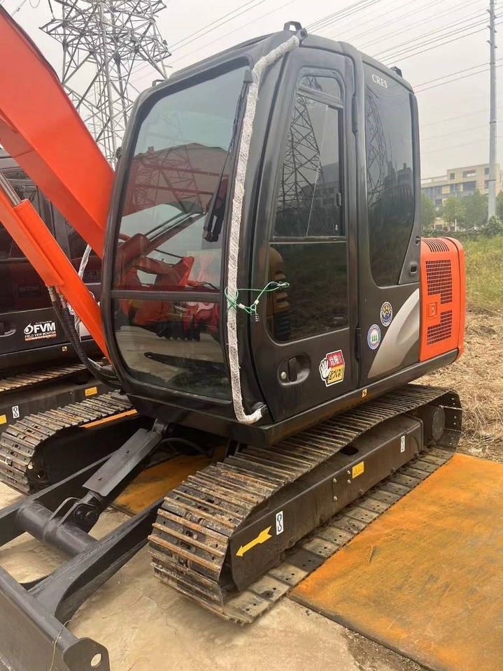 Hitachi zaxis60 - Гусеничный экскаватор: фото 4 Hitachi zaxis60 - Гусеничный экскаватор: фото 4