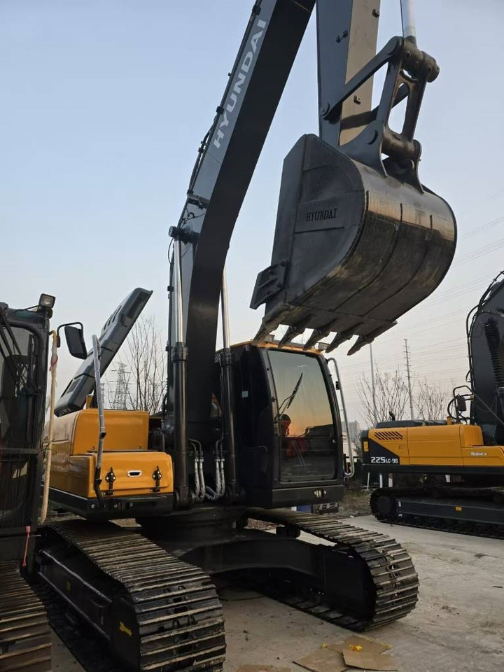 Hyundai 220-9S - Гусеничный экскаватор: фото 3 Hyundai 220-9S - Гусеничный экскаватор: фото 3