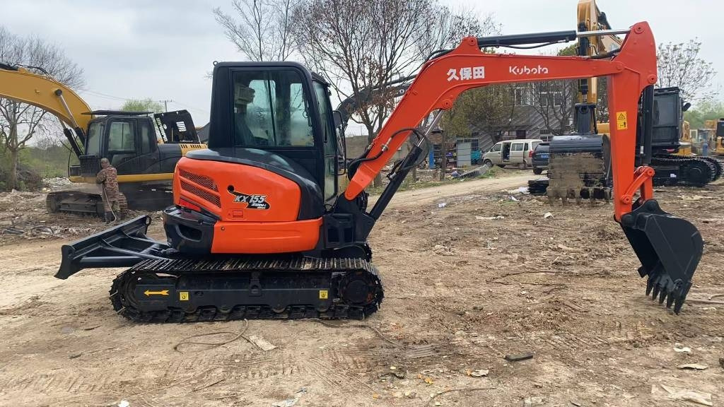 Kubota 155 - Гусеничный экскаватор: фото 1 Kubota 155 - Гусеничный экскаватор: фото 1