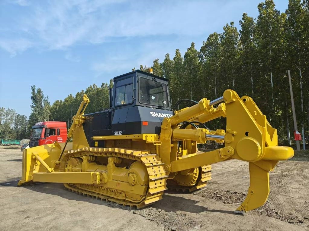 Shantui SD 32 - Бульдозер: фото 1 Shantui SD 32 - Бульдозер: фото 1