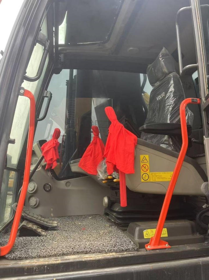 Volvo EC 350 - Гусеничный экскаватор: фото 3 Volvo EC 350 - Гусеничный экскаватор: фото 3