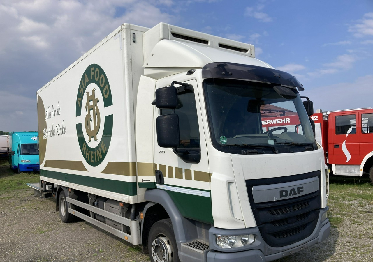 DAF Inny DAF DAF LF210FA Chłodnia Konvekta Hydro klapa 2014 - Фургон-рефрижератор: фото 1 DAF Inny DAF DAF LF210FA Chłodnia Konvekta Hydro klapa 2014 - Фургон-рефрижератор: фото 1