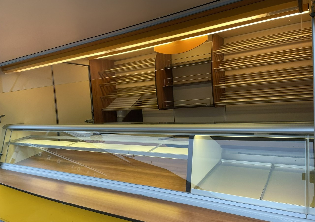 Fiat Ducato Autosklep piecz Gastronomiczny Food Truck Foodtruck sklep 132tkm Bor - Торговый грузовик: фото 2 Fiat Ducato Autosklep piecz Gastronomiczny Food Truck Foodtruck sklep 132tkm Bor - Торговый грузовик: фото 2