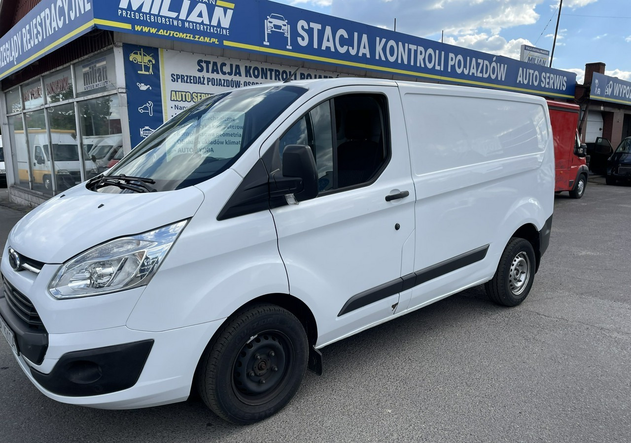 Ford Transit Transit Custom Transit Custom 2.0 Klima 153tkm Model 2018 - Цельнометаллический фургон: фото 3 Ford Transit Transit Custom Transit Custom 2.0 Klima 153tkm Model 2018 - Цельнометаллический фургон: фото 3