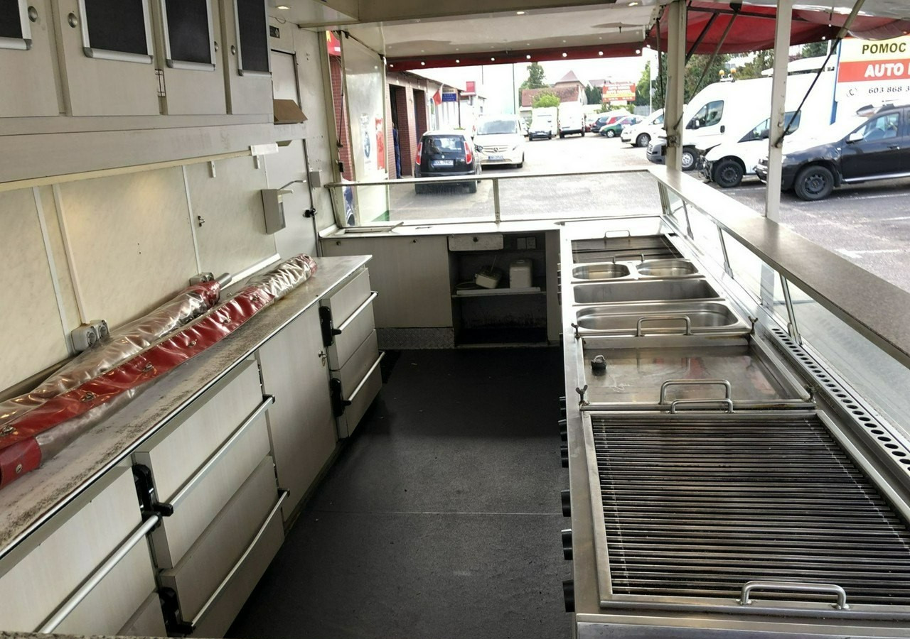 Inna Inny Autosklep Gastronomicznay Foodtruck sklep Food truck Gril imbis Borc - Торговый прицеп: фото 5 Inna Inny Autosklep Gastronomicznay Foodtruck sklep Food truck Gril imbis Borc - Торговый прицеп: фото 5