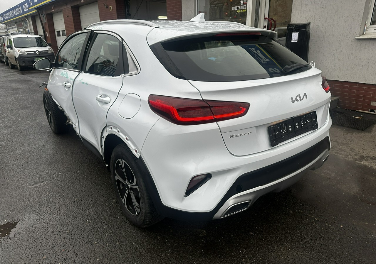 Kia Xceed 1.6 GDI Hybryda Plug-in 50 km na prądzie 2022 - Легковой автомобиль: фото 3 Kia Xceed 1.6 GDI Hybryda Plug-in 50 km na prądzie 2022 - Легковой автомобиль: фото 3