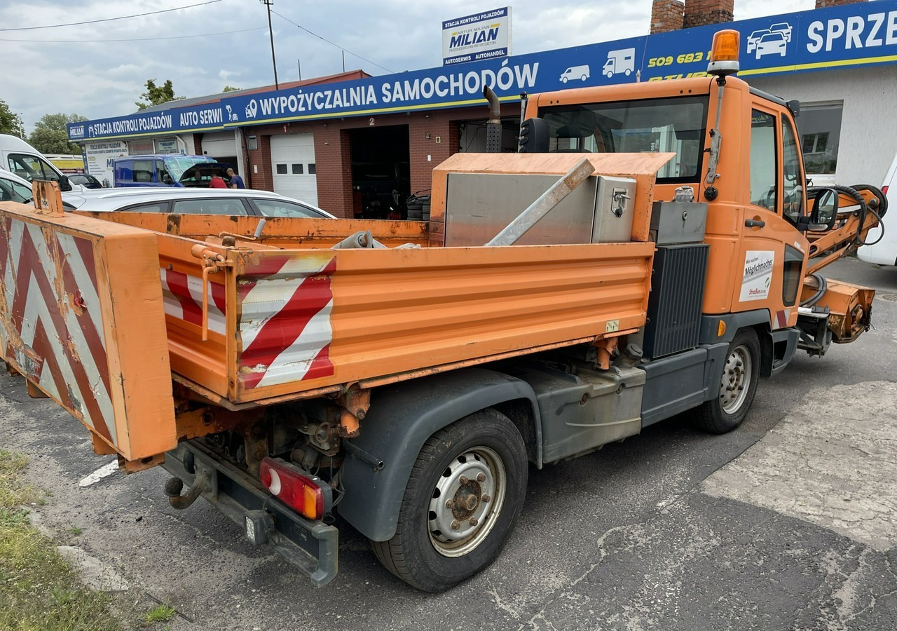 Multicar Inny Multicar Multicar M-3 Kosiarka Teleskopowa posypywarka pług 2008 - Коммунальная/ Специальная техника: фото 2 Multicar Inny Multicar Multicar M-3 Kosiarka Teleskopowa posypywarka pług 2008 - Коммунальная/ Специальная техника: фото 2