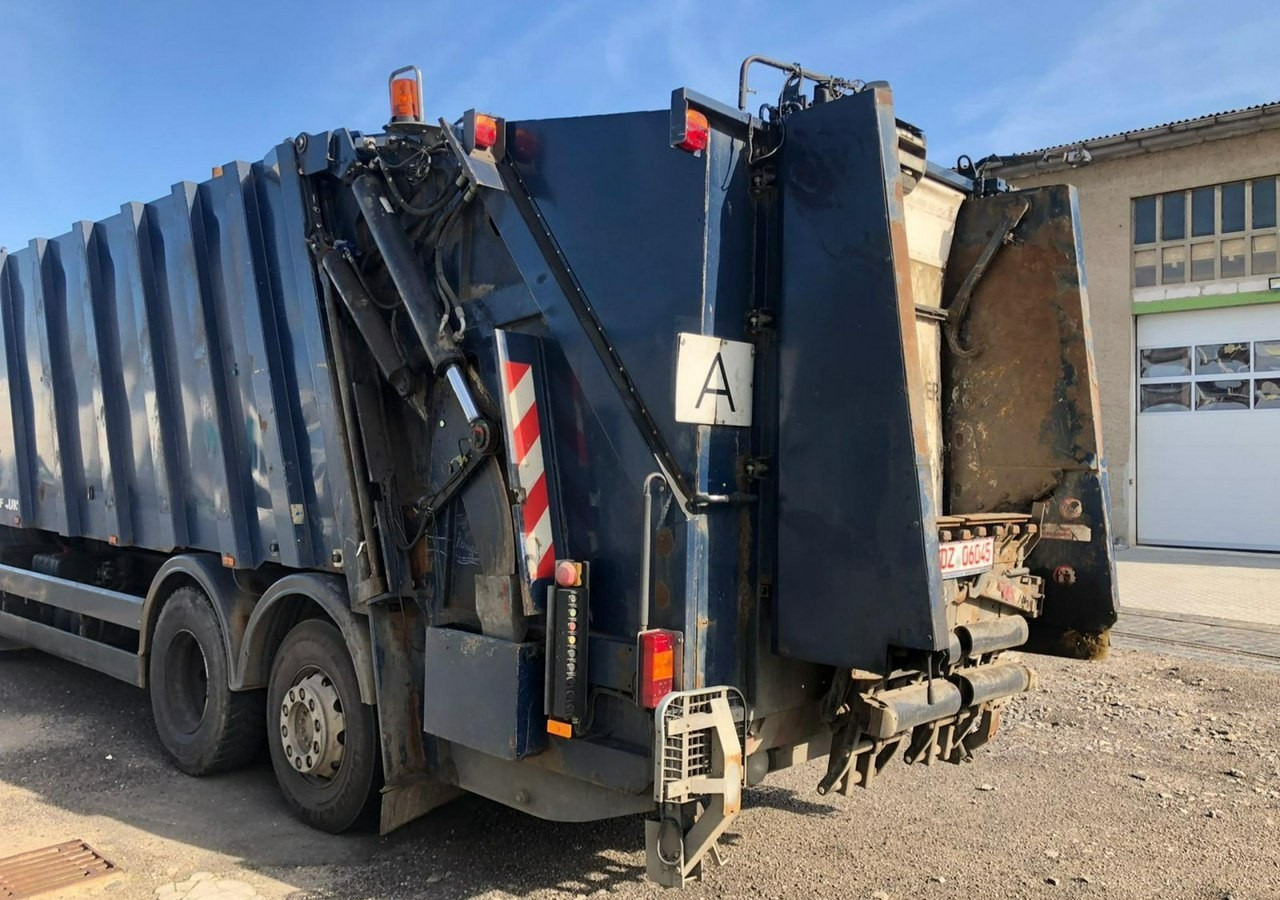 MAN TGA 26.320 Śmieciarka TGA 26.320 Śmieciarka Powerpress 525 FAUN 2008 - Мусоровоз: фото 4 MAN TGA 26.320 Śmieciarka TGA 26.320 Śmieciarka Powerpress 525 FAUN 2008 - Мусоровоз: фото 4