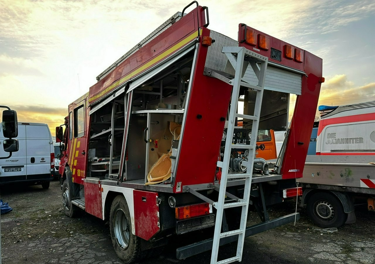 Mercedes-Benz Atego 918 Straż Pożarna 4X4 Wóz strażacki 2006 Atego 918 Straż Pożarna 4X4 Wóz strażacki 2006 - Пожарная машина: фото 5 Mercedes-Benz Atego 918 Straż Pożarna 4X4 Wóz strażacki 2006 Atego 918 Straż Pożarna 4X4 Wóz strażacki 2006 - Пожарная машина: фото 5