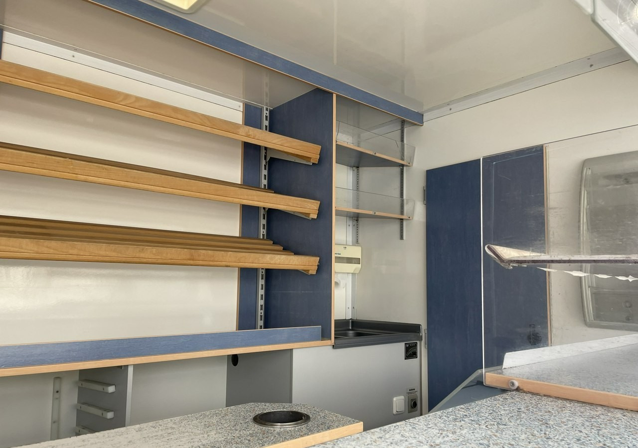 Торговый грузовик Opel Vivaro Autosklep pieczywa Sklep bar Gastronomiczny Food Truck Foodtruck 200: фото 10 Торговый грузовик Opel Vivaro Autosklep pieczywa Sklep bar Gastronomiczny Food Truck Foodtruck 200: фото 10