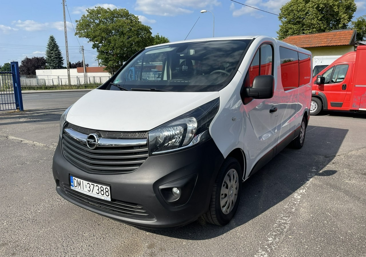 Opel Vivaro III Vivaro L2H1 LONG 1.6CDTI 121KM 2xKLIMA 9-osobowy 2019 Bezwypadkowy - Легковой автомобиль: фото 4 Opel Vivaro III Vivaro L2H1 LONG 1.6CDTI 121KM 2xKLIMA 9-osobowy 2019 Bezwypadkowy - Легковой автомобиль: фото 4