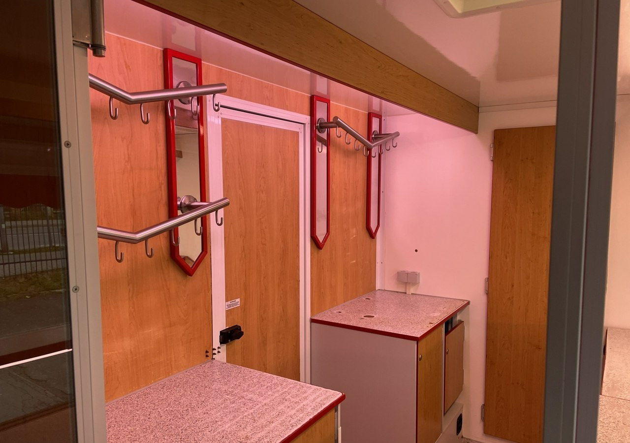 Renault Master Autosklep Wędli Gastronomiczny Food Truck Foodtruck sklep W-zasil 20 - Торговый грузовик: фото 5 Renault Master Autosklep Wędli Gastronomiczny Food Truck Foodtruck sklep W-zasil 20 - Торговый грузовик: фото 5