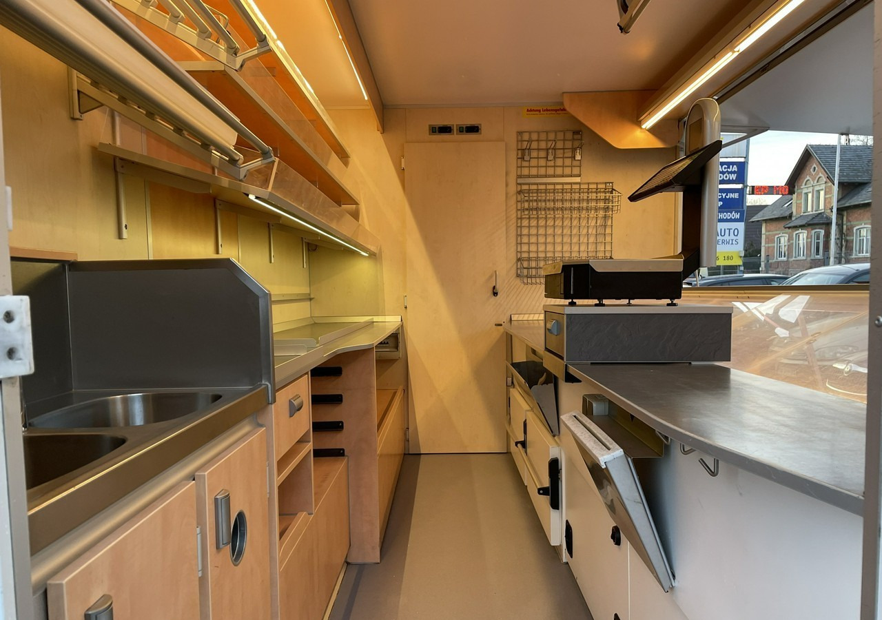 Renault Master Autosklep Wędlin Gastronomiczny Food Truck Foodtruck sklep BORCO 201 - Торговый грузовик: фото 2 Renault Master Autosklep Wędlin Gastronomiczny Food Truck Foodtruck sklep BORCO 201 - Торговый грузовик: фото 2