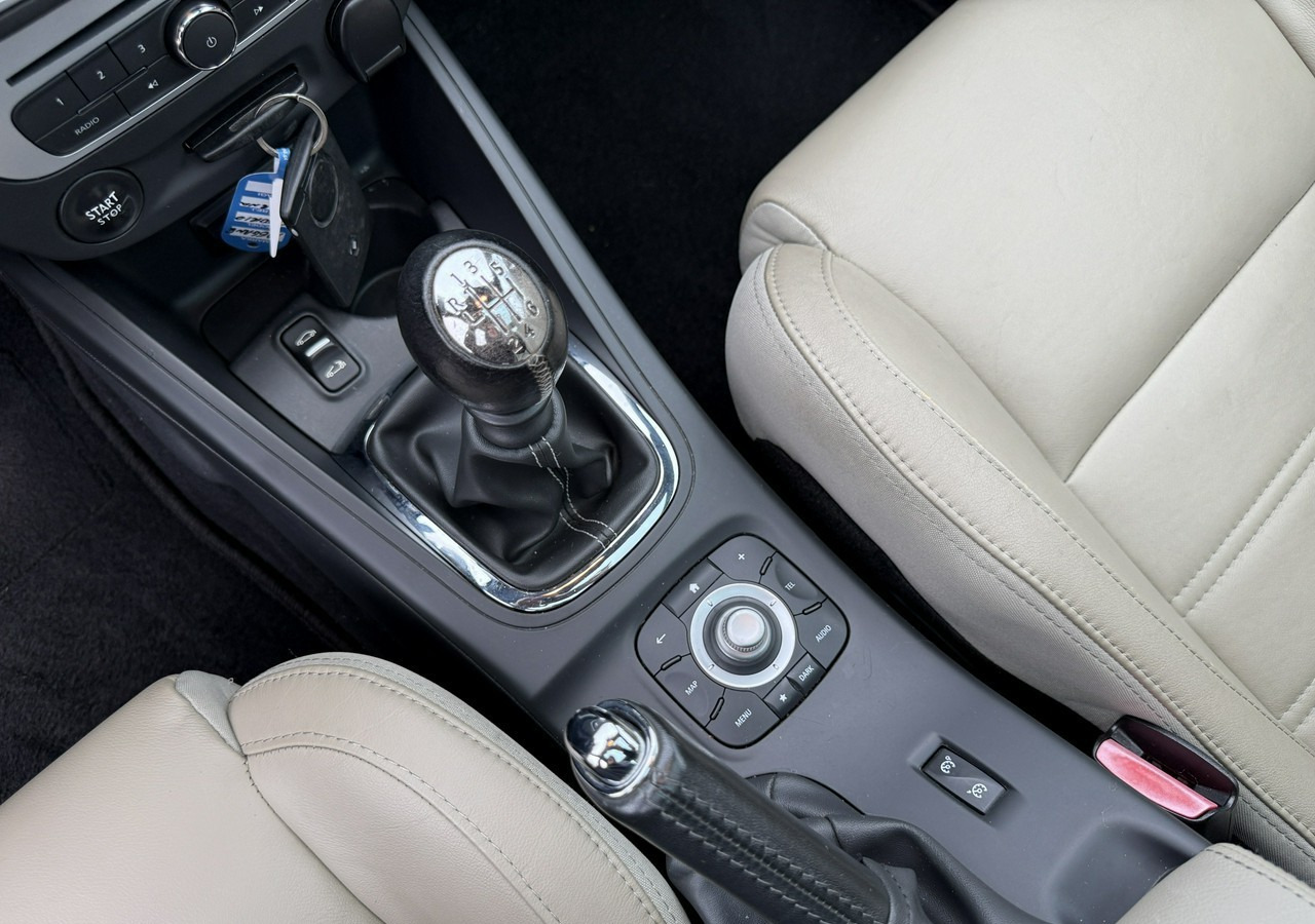 Легковой автомобиль Renault Megane III Cabrio LIFT III 1.2 TCE 131 Skóra Led Navi PDC Bogate wyposażenie 20: фото 17