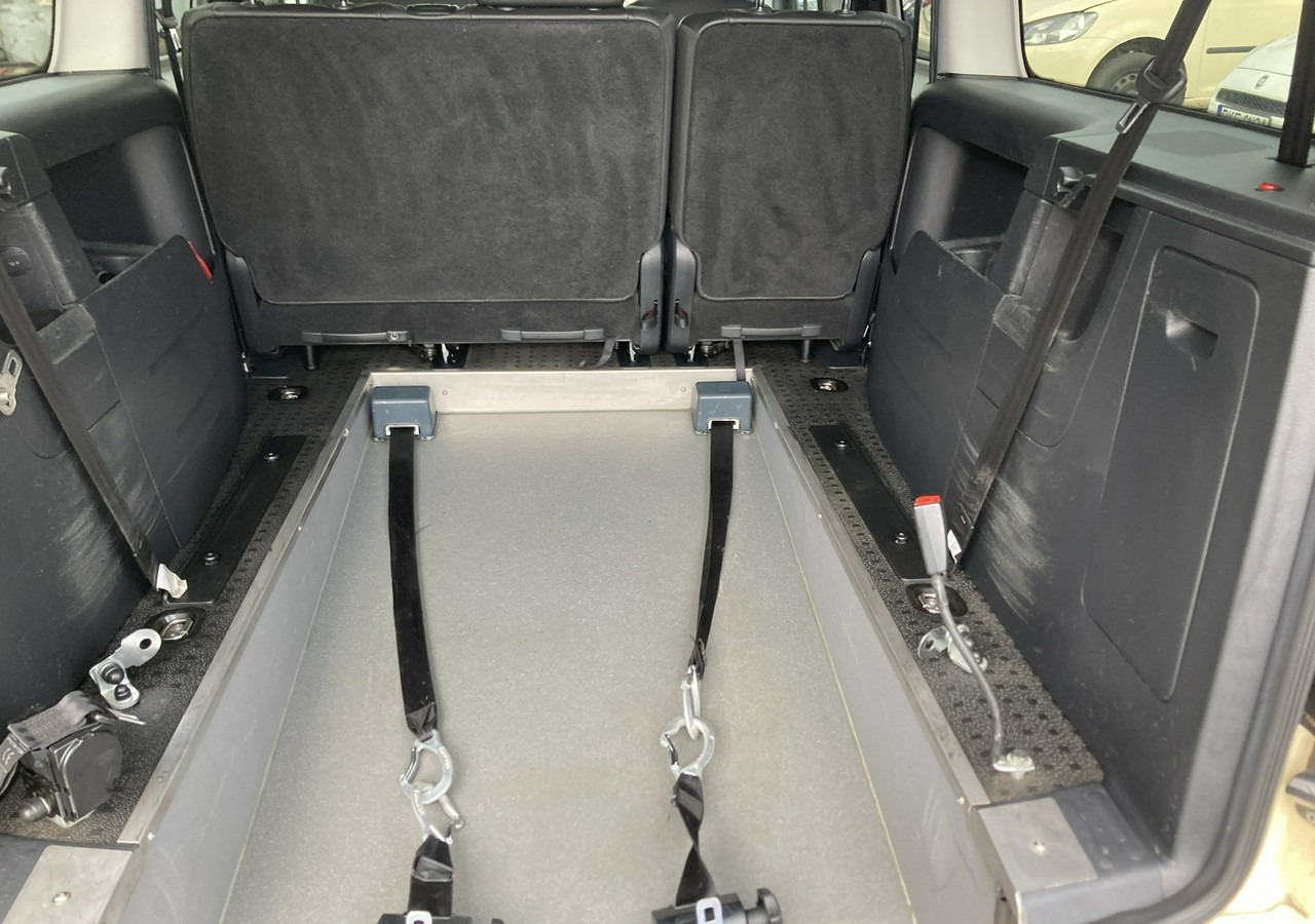 Легковой автомобиль Volkswagen Caddy III Caddy 2.0 dla Niepełnosprawnych inwalida rampa Model 2020 Pfron: фото 10