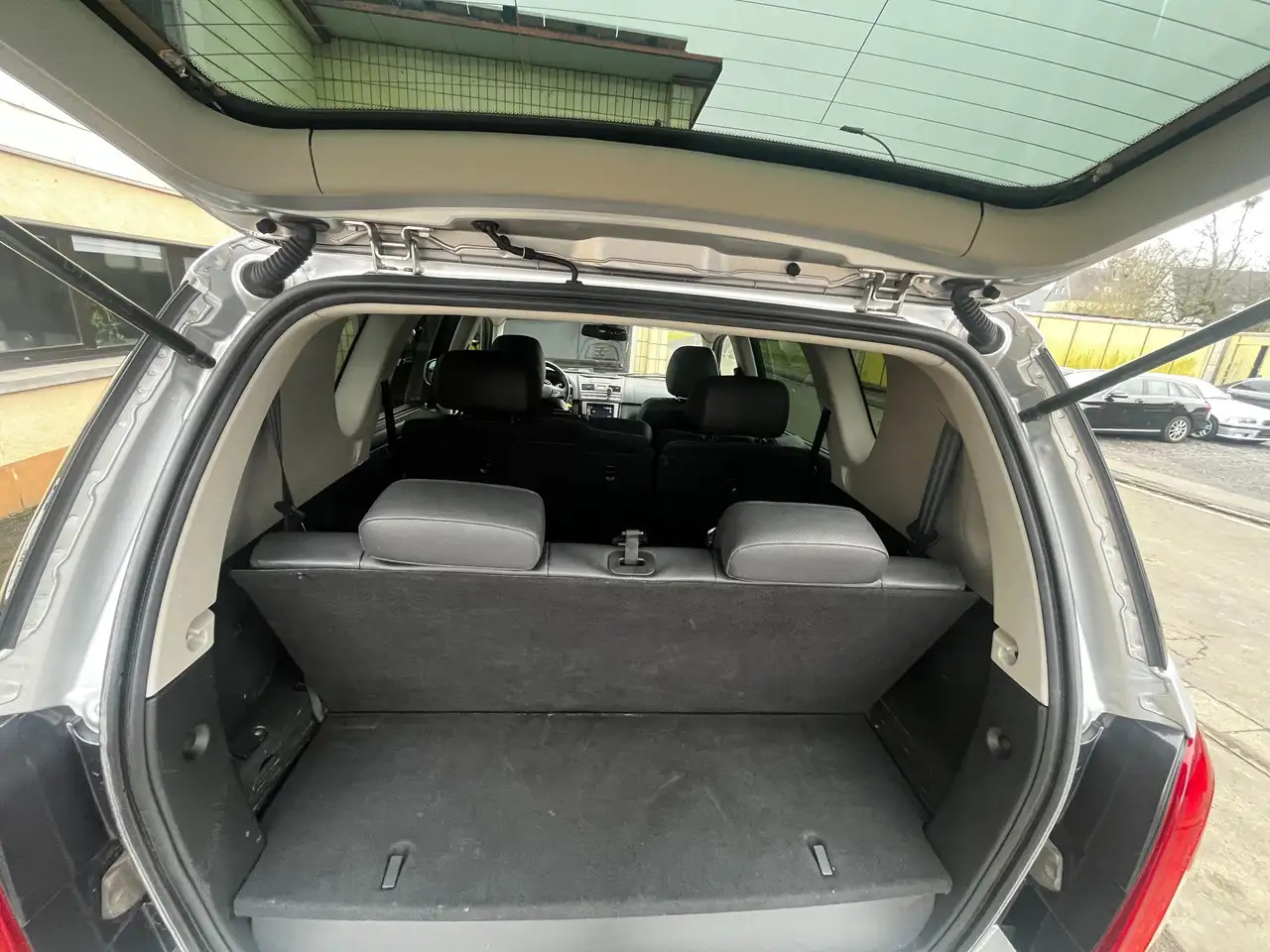SsangYong Rexton Rexton 2.2 TD 4x4|AUTOM|7SITZ - Внедорожник: фото 5 SsangYong Rexton Rexton 2.2 TD 4x4|AUTOM|7SITZ - Внедорожник: фото 5