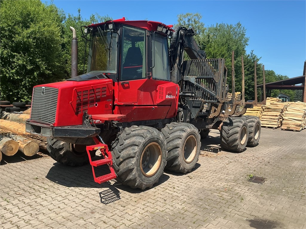 Komatsu 840 TX - Форвардер: фото 1 Komatsu 840 TX - Форвардер: фото 1