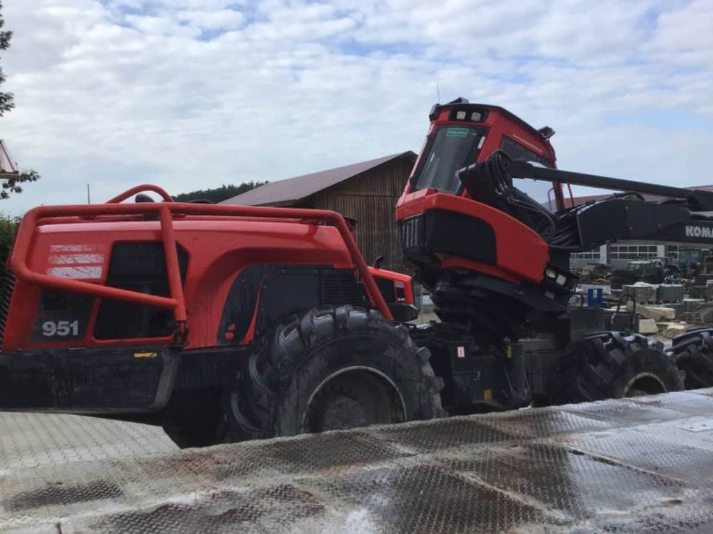 Komatsu 951 - Харвестер: фото 5 Komatsu 951 - Харвестер: фото 5