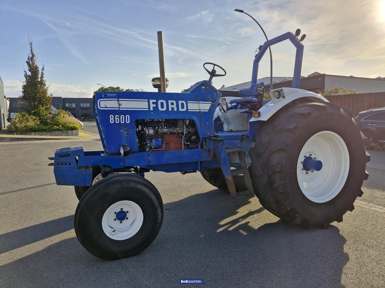 Ford 8600 - Трактор: фото 1 Ford 8600 - Трактор: фото 1