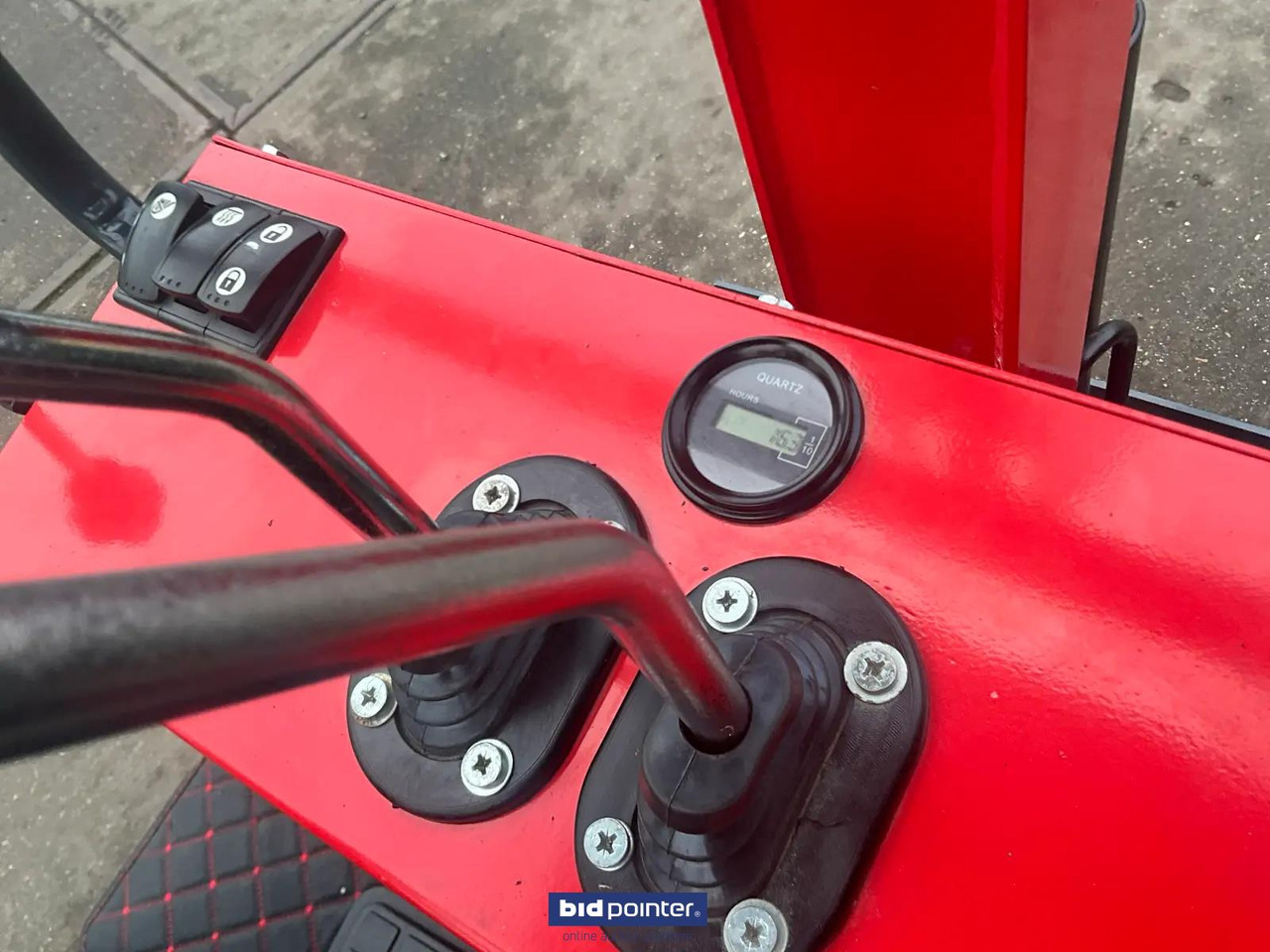 Мини-экскаватор HH-Minigraver L 10: фото 8 Мини-экскаватор HH-Minigraver L 10: фото 8