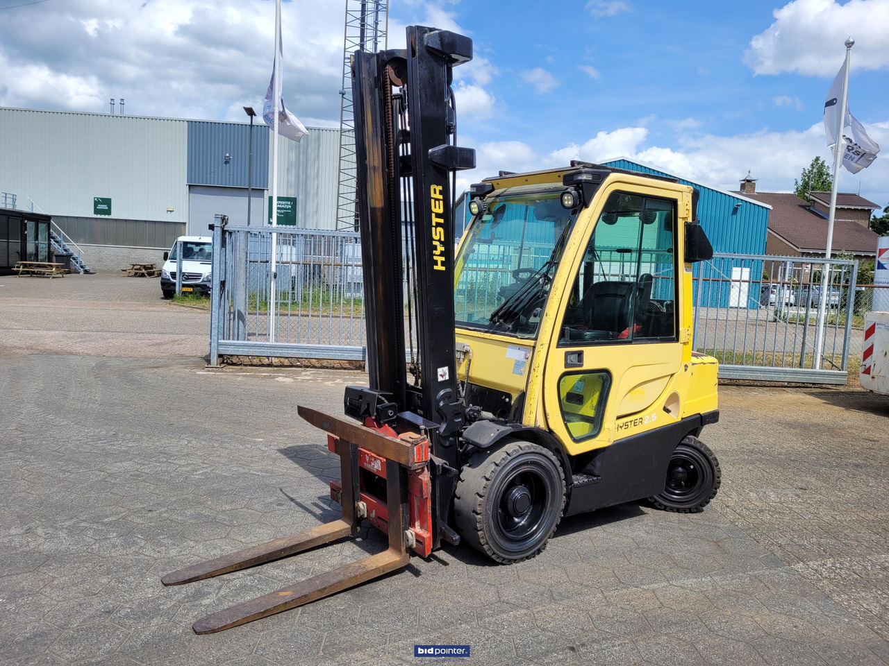 HYSTER 2.5T DIESEL HEFTRUCK met rotator. - Дизельный погрузчик: фото 1 HYSTER 2.5T DIESEL HEFTRUCK met rotator. - Дизельный погрузчик: фото 1