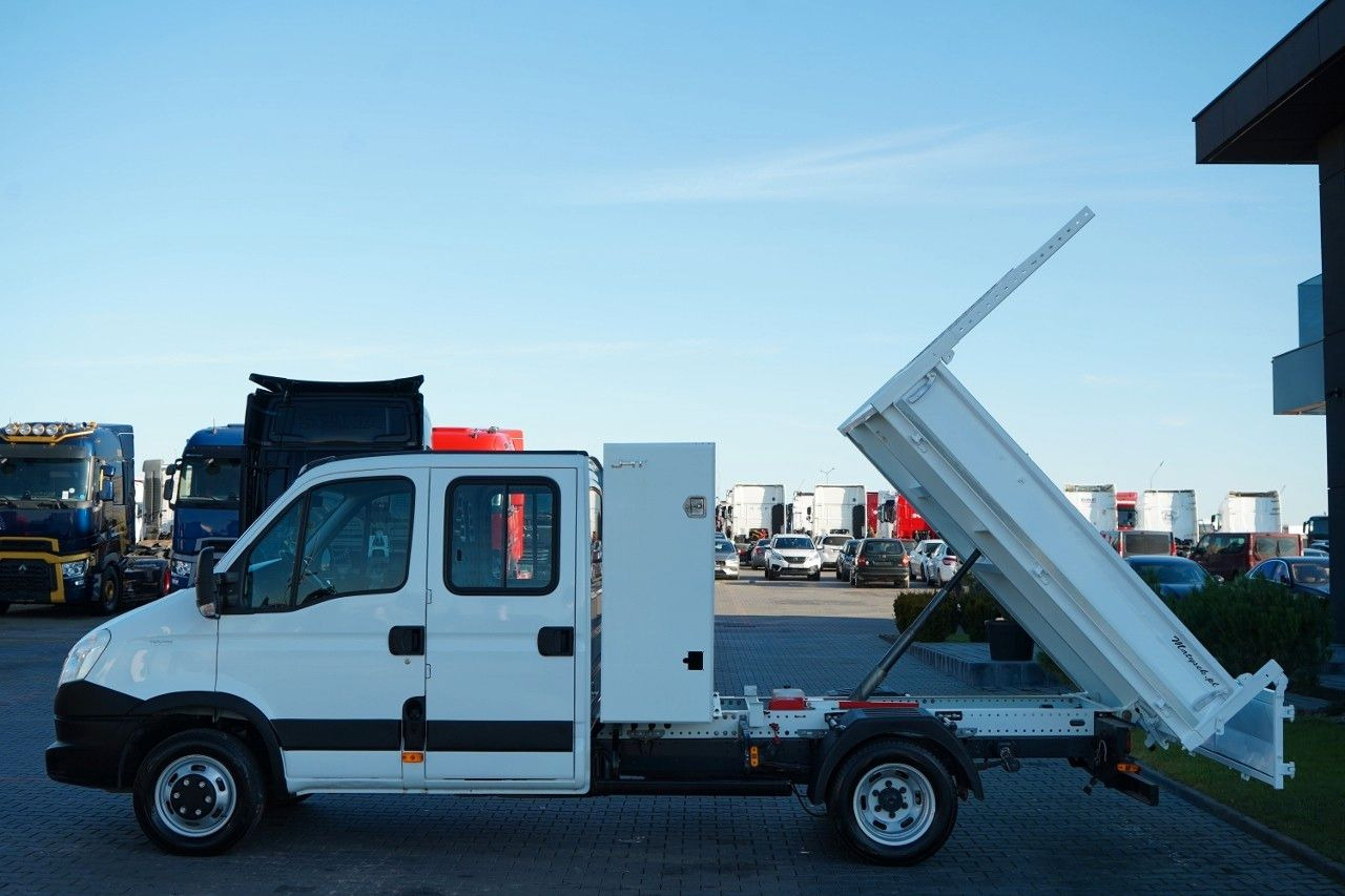 Iveco DAILY 35C11 / WYWROTKA / BRYGADÓWKA / BLIŹNIAK / - Малотоннажный самосвал: фото 3 Iveco DAILY 35C11 / WYWROTKA / BRYGADÓWKA / BLIŹNIAK / - Малотоннажный самосвал: фото 3