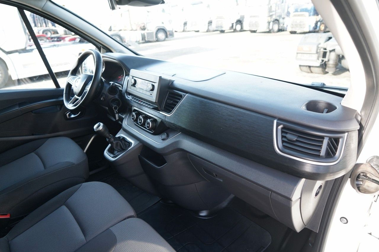 Renault TRAFIC III / BUS / 9 MIEJSC / 90 TYS KM / PIERWS в лизинг Renault TRAFIC III / BUS / 9 MIEJSC / 90 TYS KM / PIERWS: фото 35