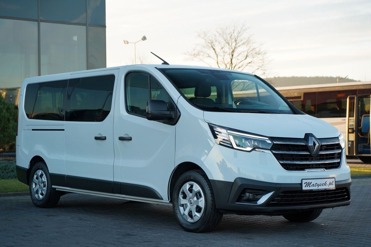 Renault TRAFIC III / BUS / 9 MIEJSC / PIERWSZY WŁAŚCICIE - Пассажирский фургон: фото 2 Renault TRAFIC III / BUS / 9 MIEJSC / PIERWSZY WŁAŚCICIE - Пассажирский фургон: фото 2