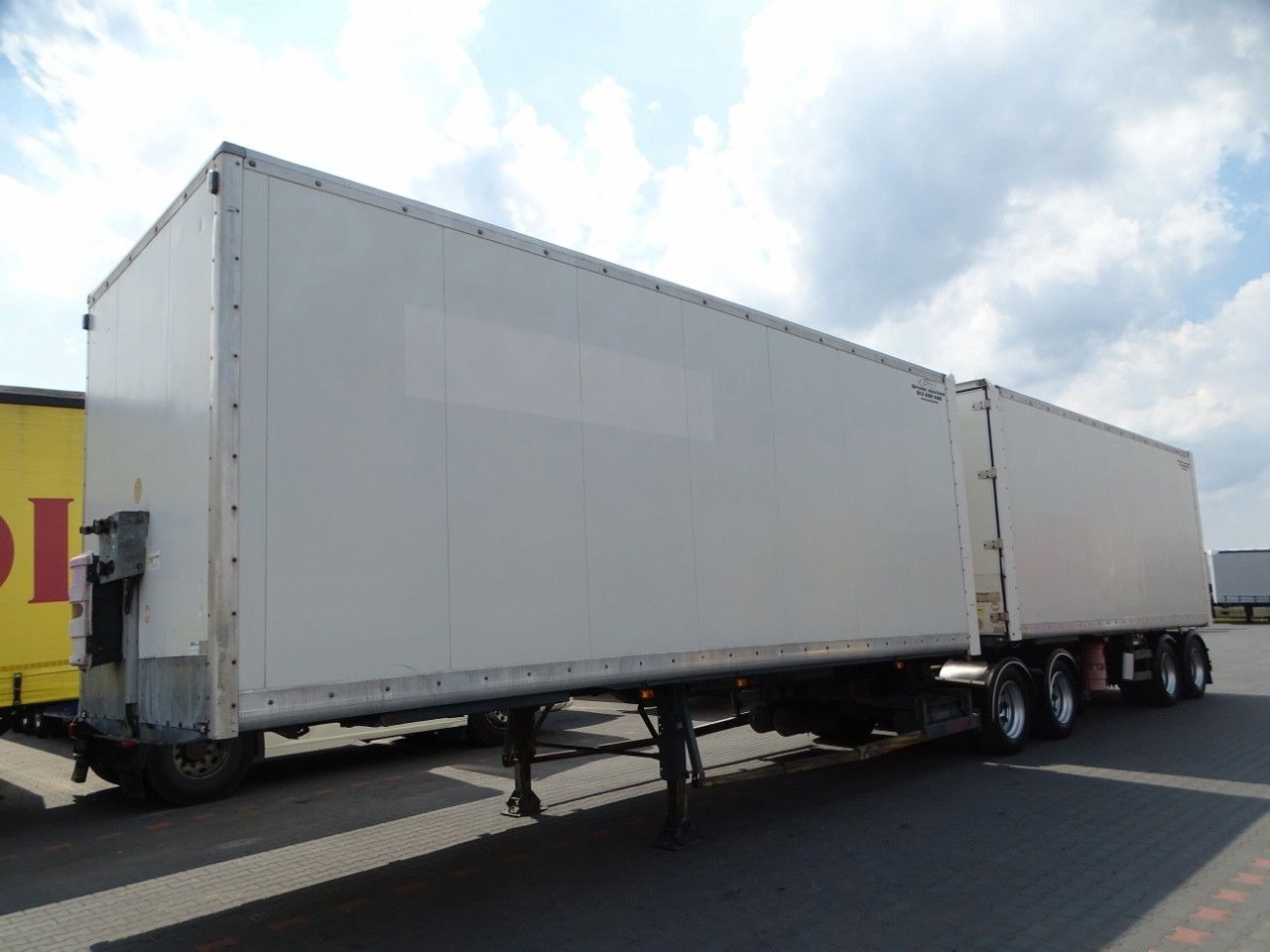 Samro JUMBO VEHICULAR BOX- 7,3 M + 7,3 M/KOFFER TANDEM - Полуприцеп-фургон: фото 2 Samro JUMBO VEHICULAR BOX- 7,3 M + 7,3 M/KOFFER TANDEM - Полуприцеп-фургон: фото 2
