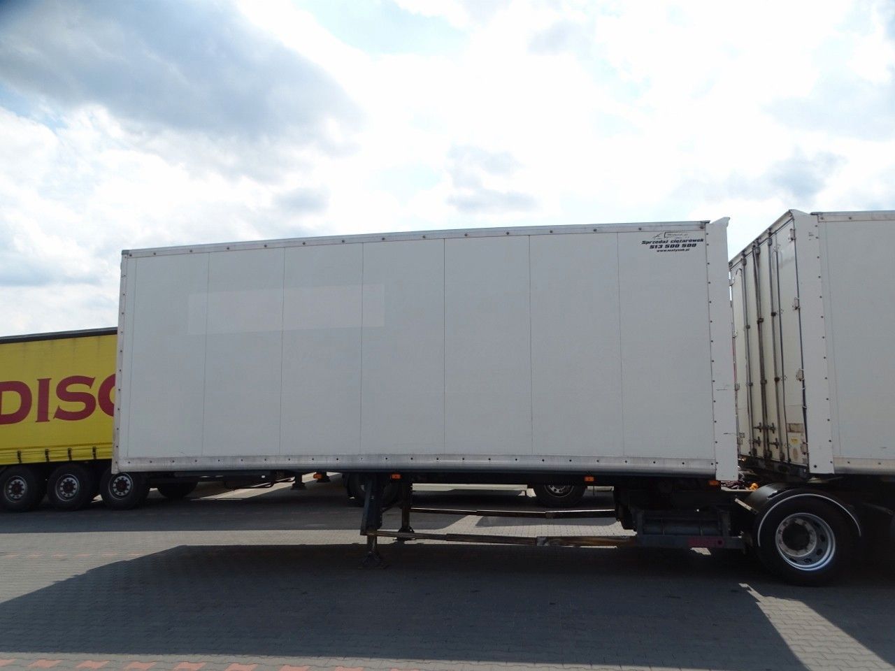 Samro JUMBO VEHICULAR BOX- 7,3 M + 7,3 M/KOFFER TANDEM - Полуприцеп-фургон: фото 3 Samro JUMBO VEHICULAR BOX- 7,3 M + 7,3 M/KOFFER TANDEM - Полуприцеп-фургон: фото 3