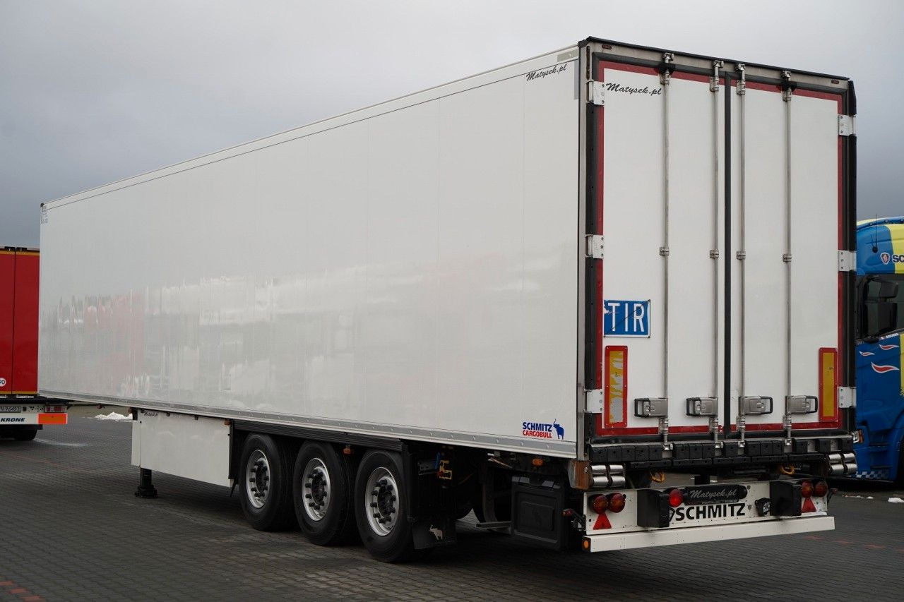Schmitz Cargobull CHŁODNIA / THERMO KING / HAKÓWKA / OŚ PODNOSZO - Полуприцеп-рефрижератор: фото 4 Schmitz Cargobull CHŁODNIA / THERMO KING / HAKÓWKA / OŚ PODNOSZO - Полуприцеп-рефрижератор: фото 4