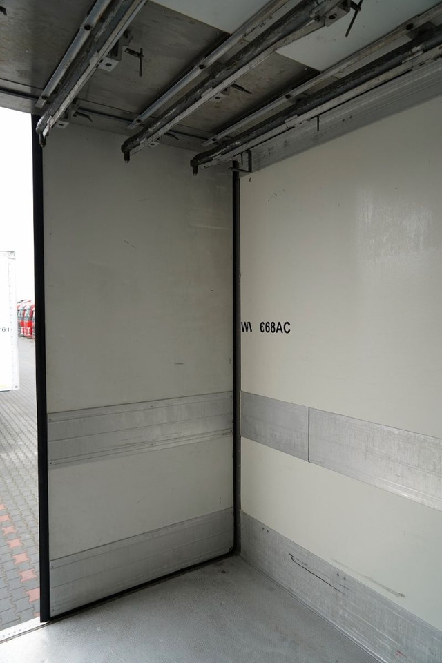 Полуприцеп-рефрижератор Schmitz Cargobull CHŁODNIA / THERMO KING  / HAKÓWKA / OŚ PODNOSZO: фото 21