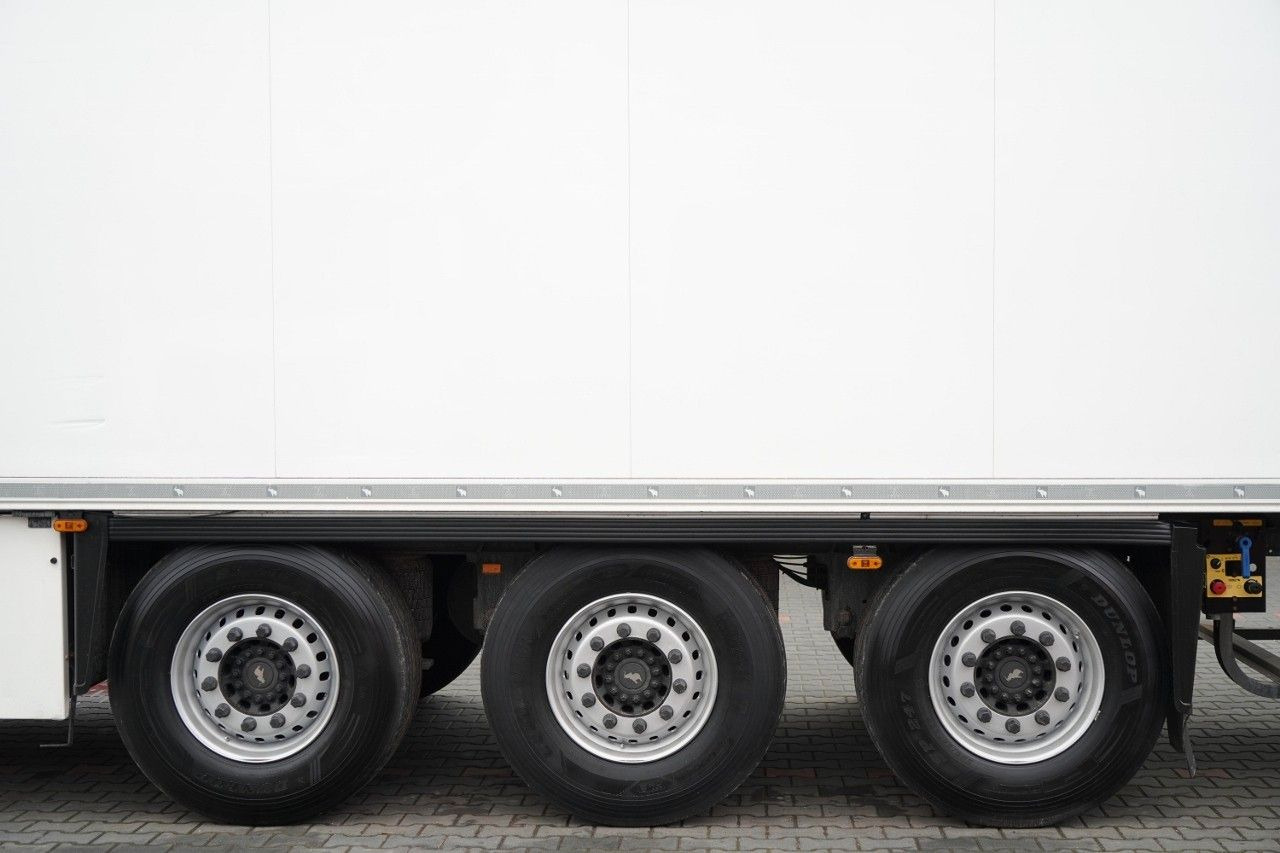 Полуприцеп-рефрижератор Schmitz Cargobull CHŁODNIA / THERMO KING  / HAKÓWKA / OŚ PODNOSZO: фото 25