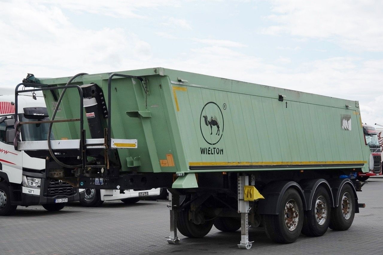 Schmitz Cargobull WYWROTKA 40 M3 / MULDA ALUMINIOWA / OŚ PODNOSZON - Самосвальный полуприцеп: фото 2 Schmitz Cargobull WYWROTKA 40 M3 / MULDA ALUMINIOWA / OŚ PODNOSZON - Самосвальный полуприцеп: фото 2