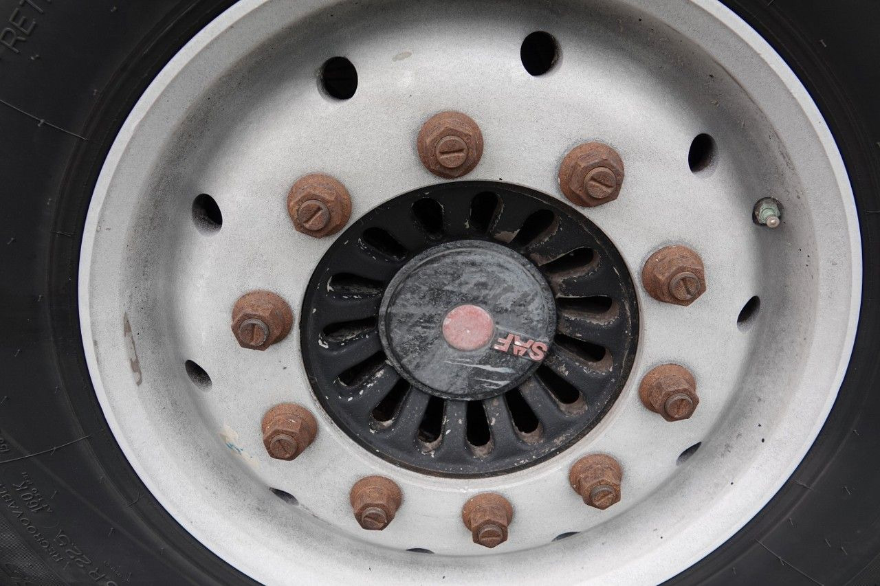 Полуприцеп цистерна для сыпучих грузов Spitzer CEMENTONACZEPA / 37 000 L / SILOS / 3 KOMORY / O: фото 18 Полуприцеп цистерна для сыпучих грузов Spitzer CEMENTONACZEPA / 37 000 L / SILOS / 3 KOMORY / O: фото 18