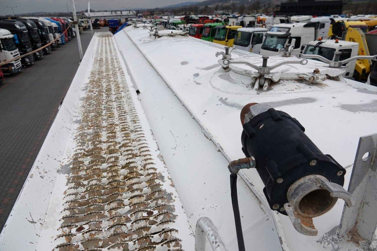 Полуприцеп цистерна для сыпучих грузов Spitzer CEMENTONACZEPA / 37 000 L / SILOS / 3 KOMORY / O: фото 10 Полуприцеп цистерна для сыпучих грузов Spitzer CEMENTONACZEPA / 37 000 L / SILOS / 3 KOMORY / O: фото 10