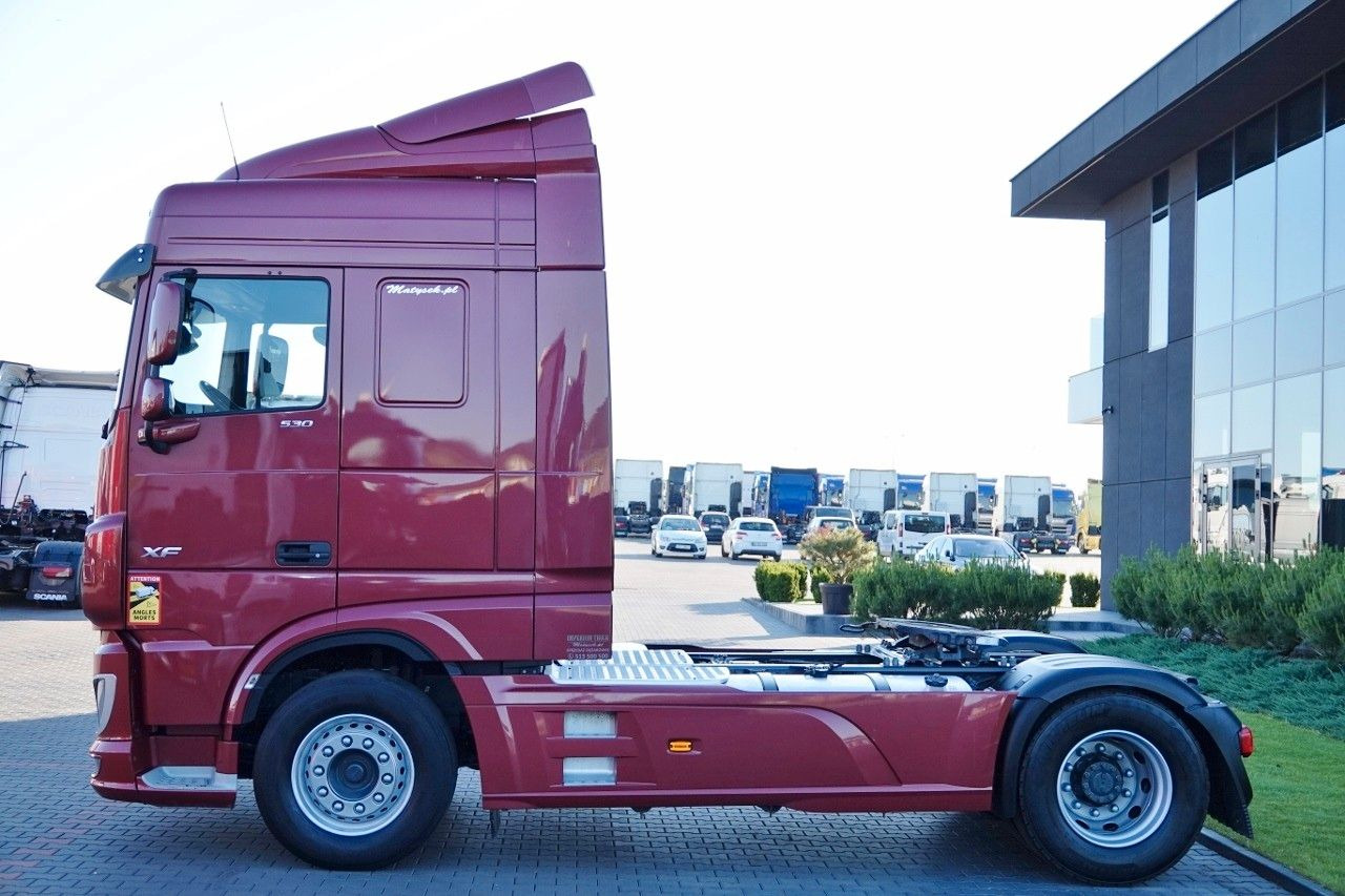 DAF XF 530 / RETARDER / I-PARK COOL / SPACE CAB - Тягач: фото 3 DAF XF 530 / RETARDER / I-PARK COOL / SPACE CAB - Тягач: фото 3