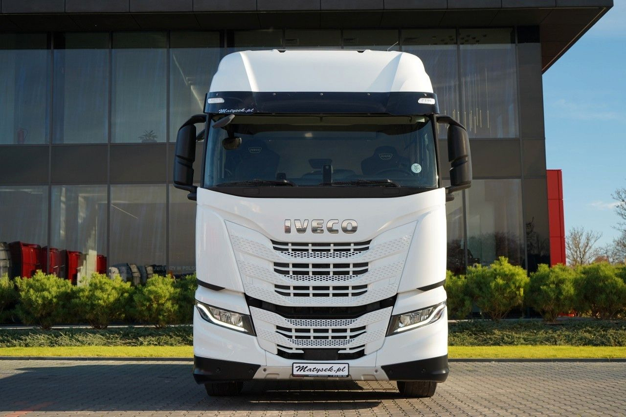 Iveco S-WAY 510 / RETARDER / HYDRAULIKA / I-PARK COOL - Тягач: фото 3 Iveco S-WAY 510 / RETARDER / HYDRAULIKA / I-PARK COOL - Тягач: фото 3