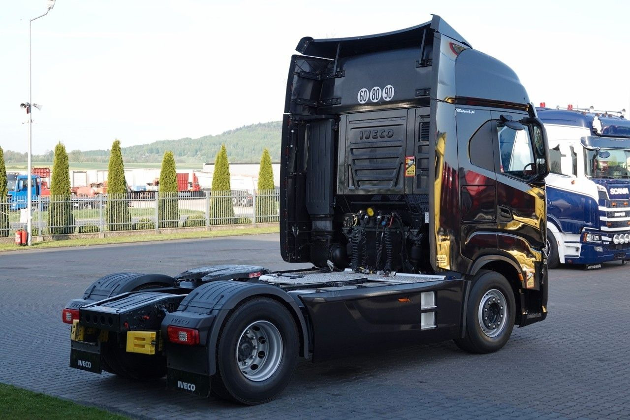 Iveco S-WAY / 530 / RETARDER / I-PARK COOL / FULL AIRM - Тягач: фото 5 Iveco S-WAY / 530 / RETARDER / I-PARK COOL / FULL AIRM - Тягач: фото 5