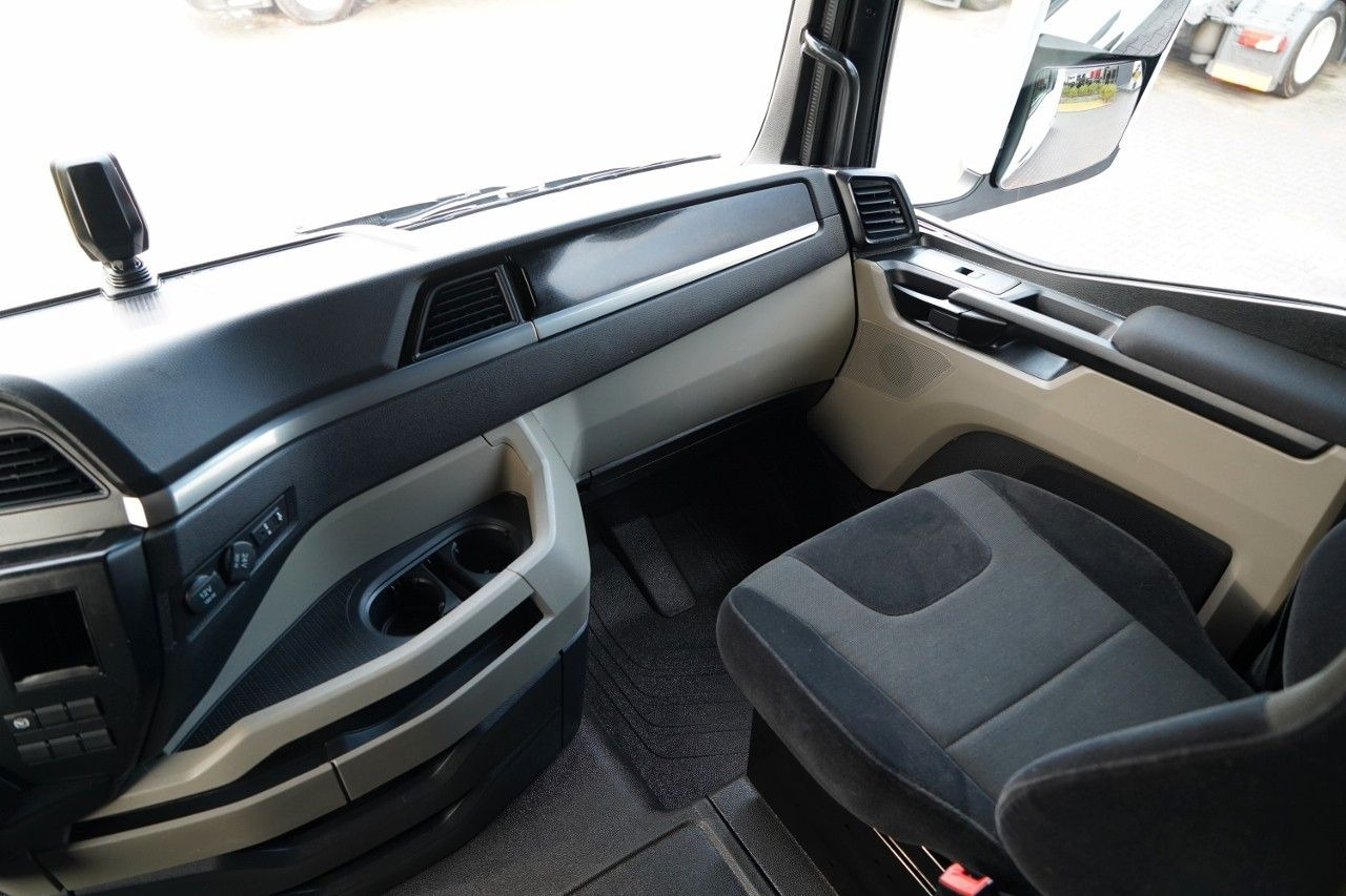 Тягач MAN TGX 18.510 / GM / RETARDER / NAVI / 2022 R: фото 33 Тягач MAN TGX 18.510 / GM / RETARDER / NAVI / 2022 R: фото 33