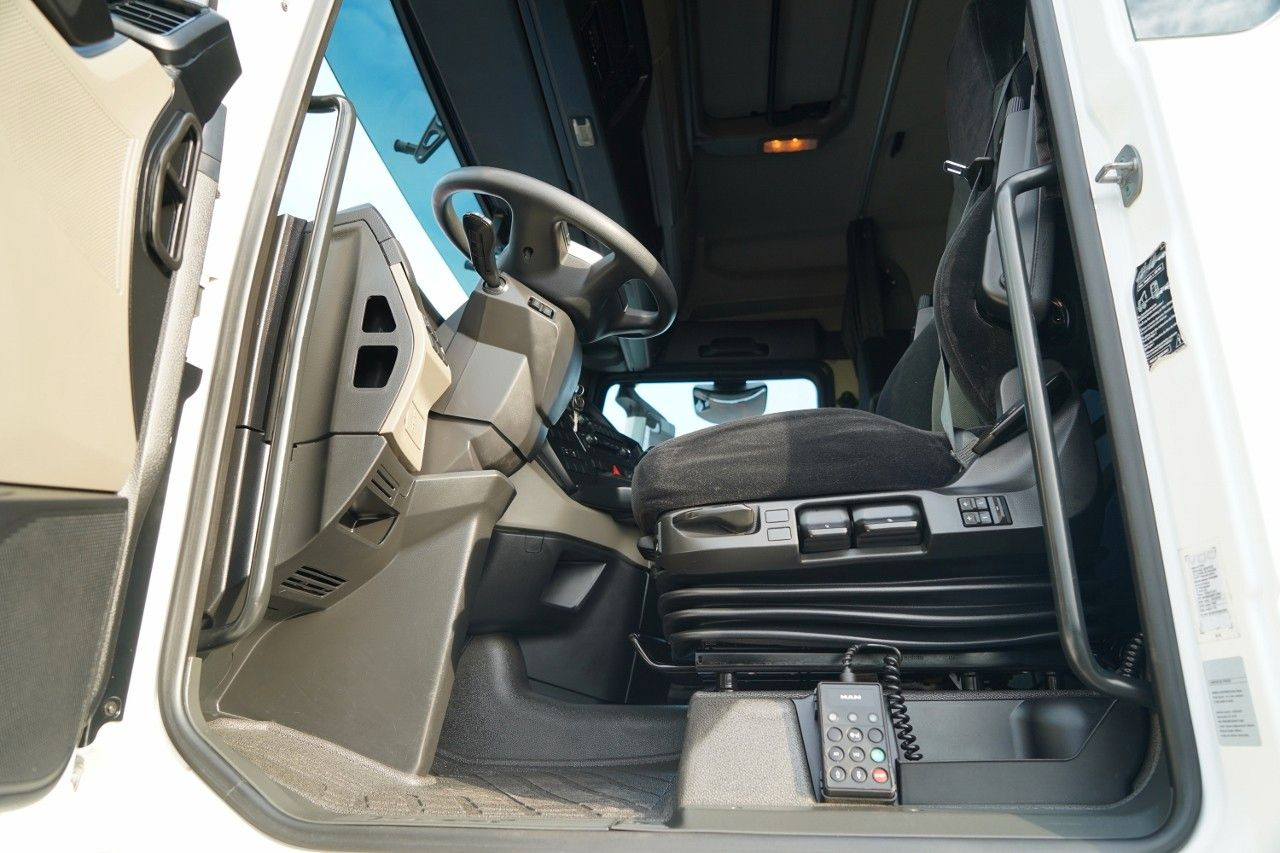 Тягач MAN TGX 18.510 / GM / RETARDER / NAVI / 2022 R: фото 24 Тягач MAN TGX 18.510 / GM / RETARDER / NAVI / 2022 R: фото 24